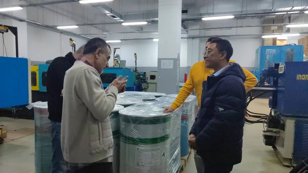Automotive cable sealing